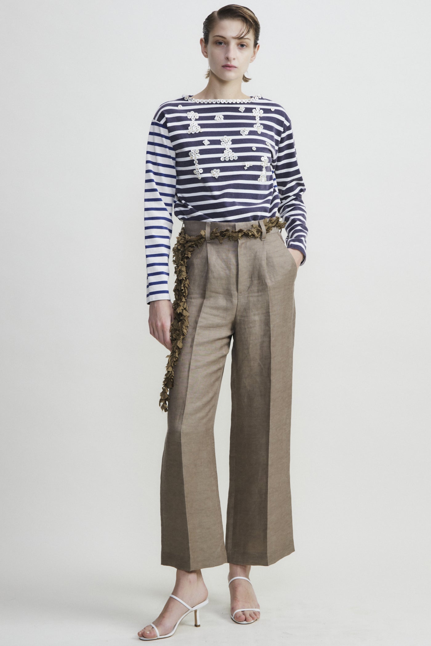 【PRE ORDER】One tuck straight pants（WOMENS）