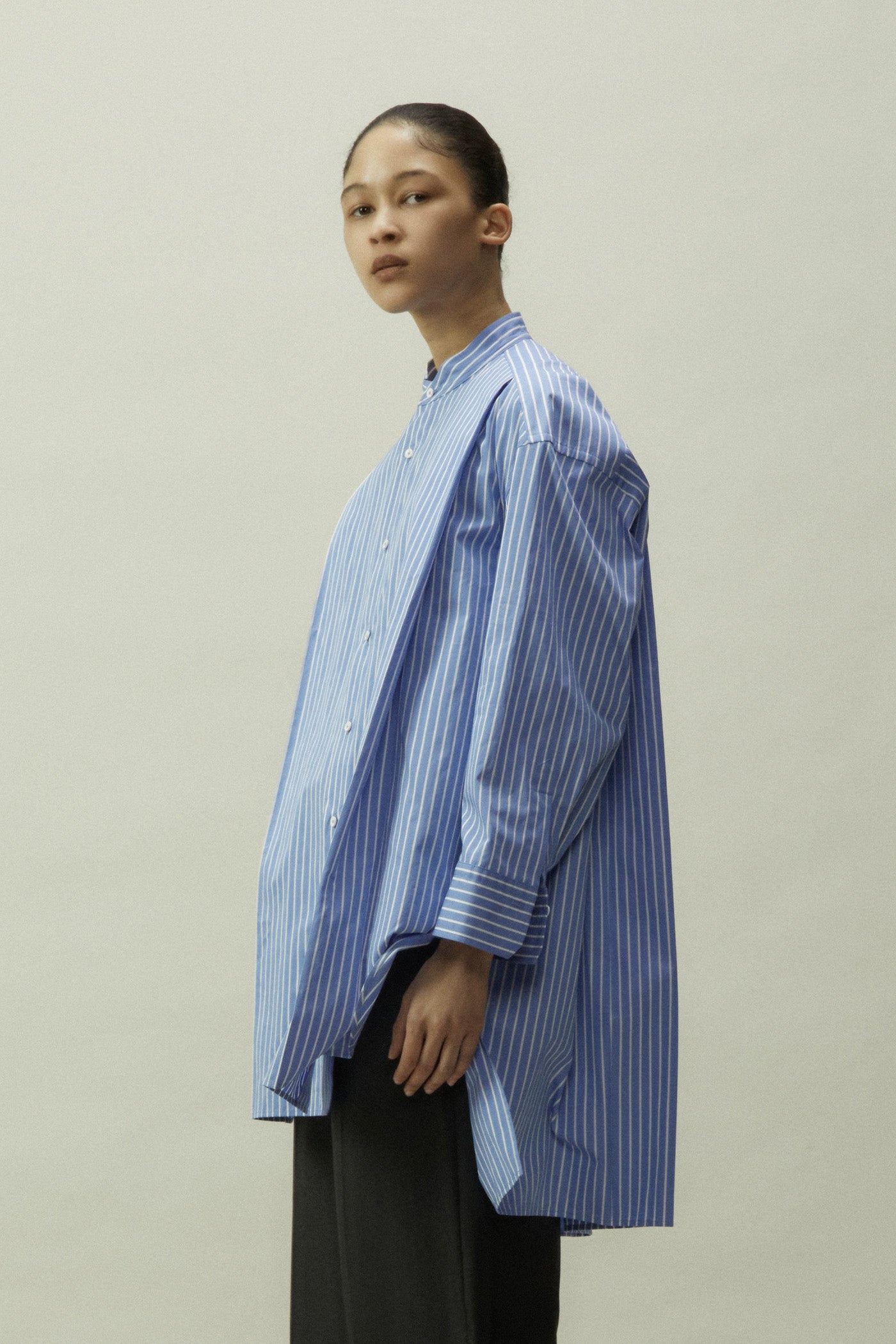 Collarless Big Shirt